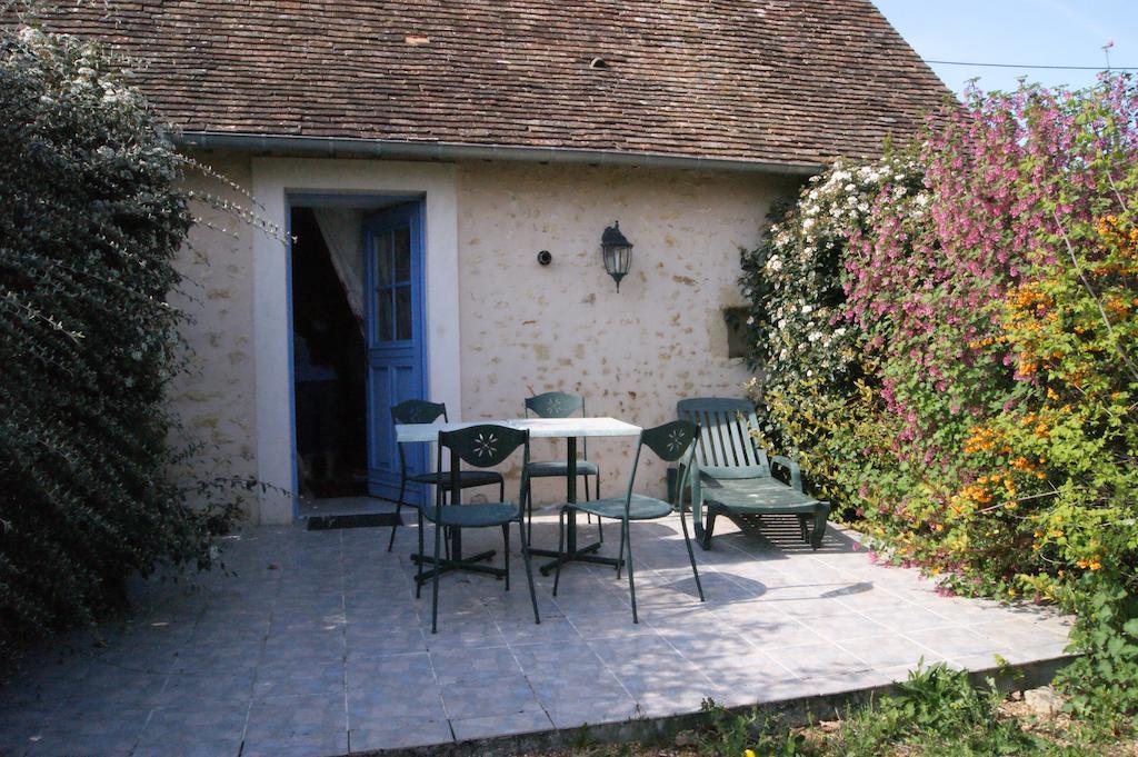 La Ferme Chauvet Bed and Breakfast Chantenay-Villedieu Exteriör bild